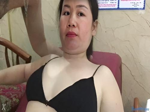 มีความสุขกับแฟนใหม่ของฉันที่ผับ